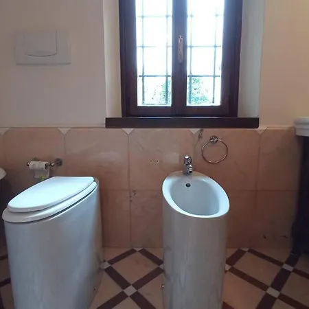 Villa Con PiscinaNetflix Giardino E Privacy